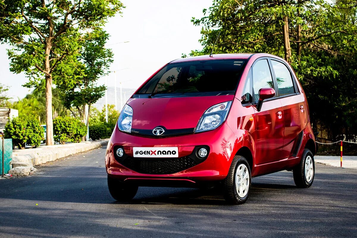 Маленькая дешевая машина. Tata Nano. Машина Tata Nano. Индийский автомобиль «Tata Nano». Tata GENX Nano.