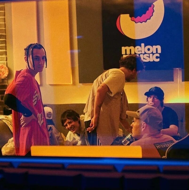 Студия melon music москва. Мелон студия. Melon music пацаны. Мелон студия. Melon music.