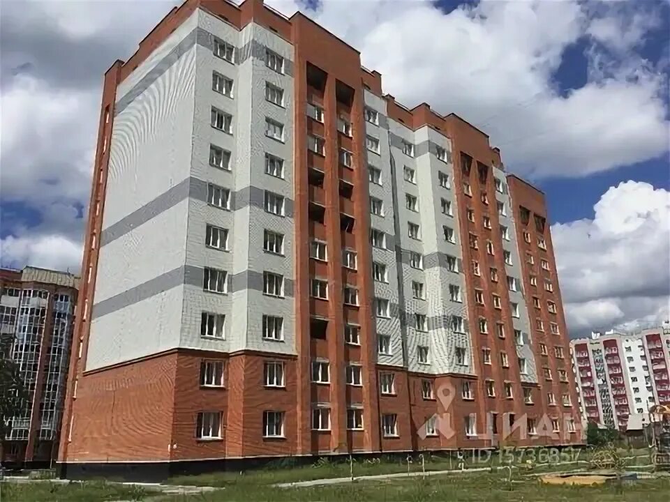Многоэтажный дом ул. Рогачёва 18а
