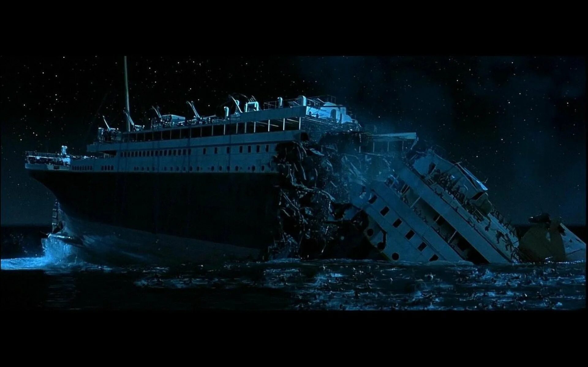 Титаник 1997 крушение. Титаник 1997 корабль. Титаник 2021.