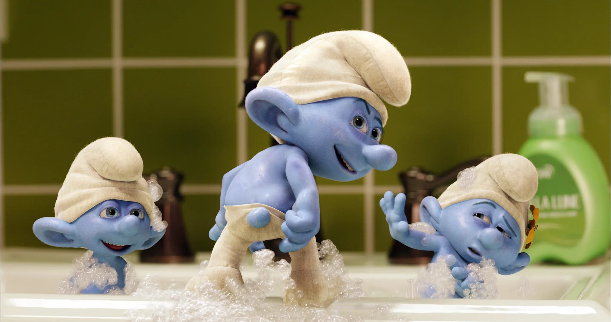 Смурфики 2. Смурфики 2 Смурфетта. Хэнк Азария Смурфики 2. Смурфики (the Smurfs) 2011. Смурфики ворчун