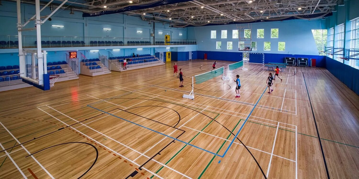 Технология спорта москва. Магазин технологии. Технология спорта конный магазин. Магазин амуниции для лошадей. Спортзал для инвалидов.