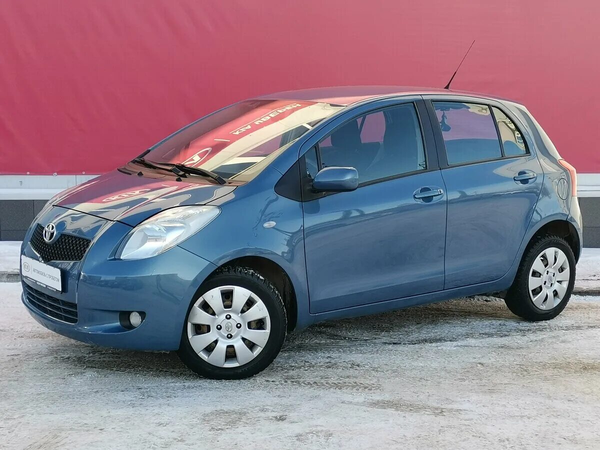 Тойота ярис продажа. Toyota Yaris 2007 1.3. Toyota Yaris 2. Тойота Ярис 2 2007. Toyota Yaris 1.2.