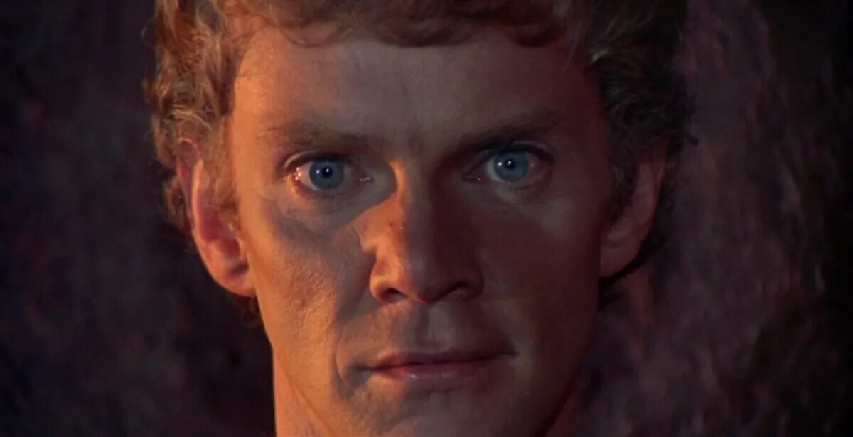 милла йовович калигула 2005. римейку калигулы (2005). хелен миррен калигула 2005. тинто брасс калигула 2005. калигула ремейк 2005.