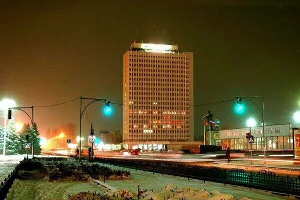 Ахтуба волжский сайт. Ахтуба Волжский. Гостиница Ахтуба. Гостиница Ахтуба Волгоград. Площадь Ленина Волжский гостиница.