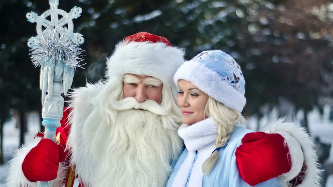 Санта. Снегурочка (внучка деда мороза). Дед мороз и снегурочка. Дет мозос и снегурочка. Фотосессия с дедом морозом.