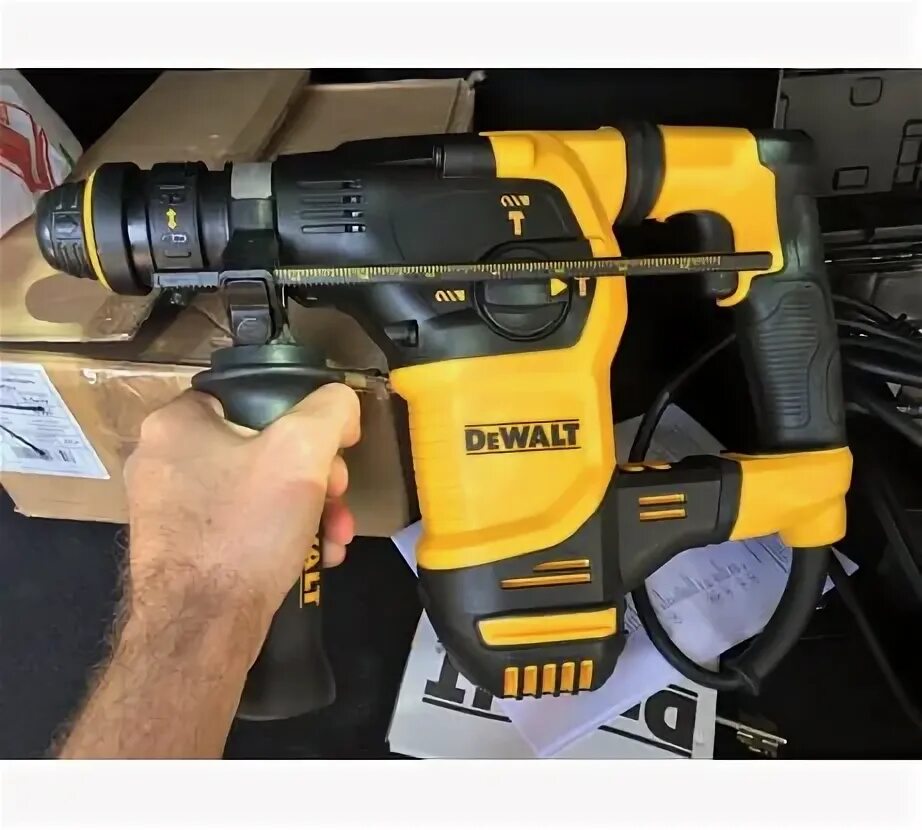Перфоратор сетевой dewalt. Перфоратор сетевой dewalt