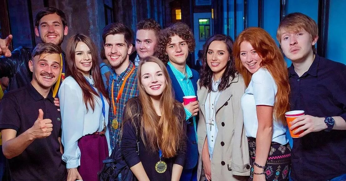 блоггер саша спилберг фото. знаменитые блоггеры. блогеры росси. известные блоггеры россии. катя клэп.