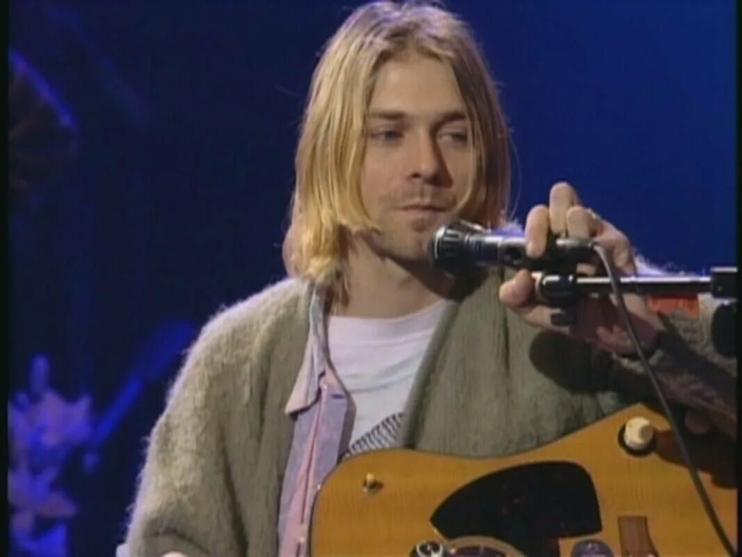 Nirvana unplugged in new. МТВ анплагд Нирвана. Курт Кобейн 1993 MTV. Концерт нирваны анплаггед. Nirvana Unplugged in New York 1994.