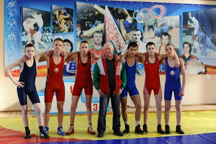 Сайт бгуор. Брянское гос училище олимпийского резерва сайт. Бкфк брянск официальный преподаватели. Фитнес патруль челябинск логотип. Фк 10.