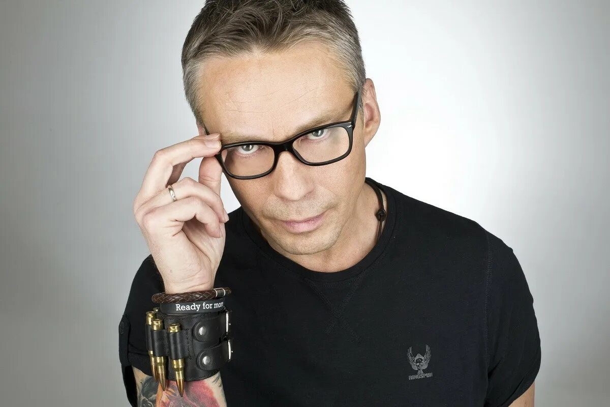 костей михайловым. костей михайловым. ведущие радио максимум костя михайлов. костя михайлов максимум. костей михайловым.