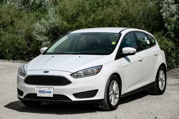 Купить форд фокус 2017. Ford Focus 2017 хэтчбек. Ford Focus 2018 хэтчбек. Ford Focus 4 белый. Форд фокус 2017 года хэтчбек.