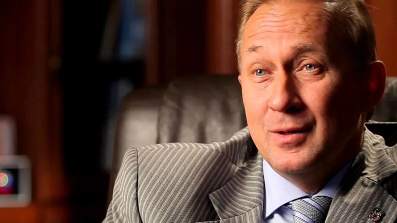 Маринкин игорь олегович. Маринкин нгму. Ректор нгму игорь маринкин. Ректор нгму. Маринкин ректор нгму.