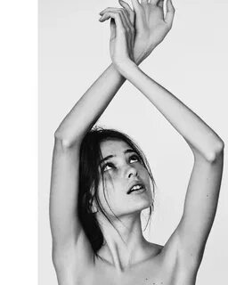 b&w black and white Fashion france freckles model Paris photographer po...