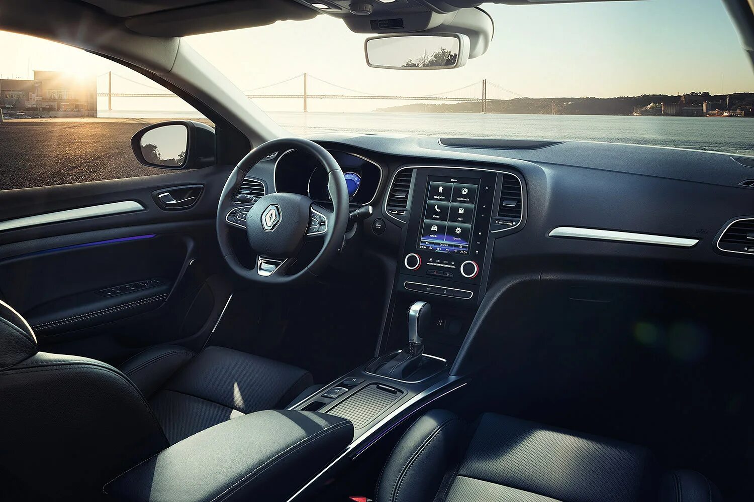 Megane приложение. Renault megane 4 2016. renault megane 4 sedan. renault megane 2016 седан. рено меган 4 седан салон.