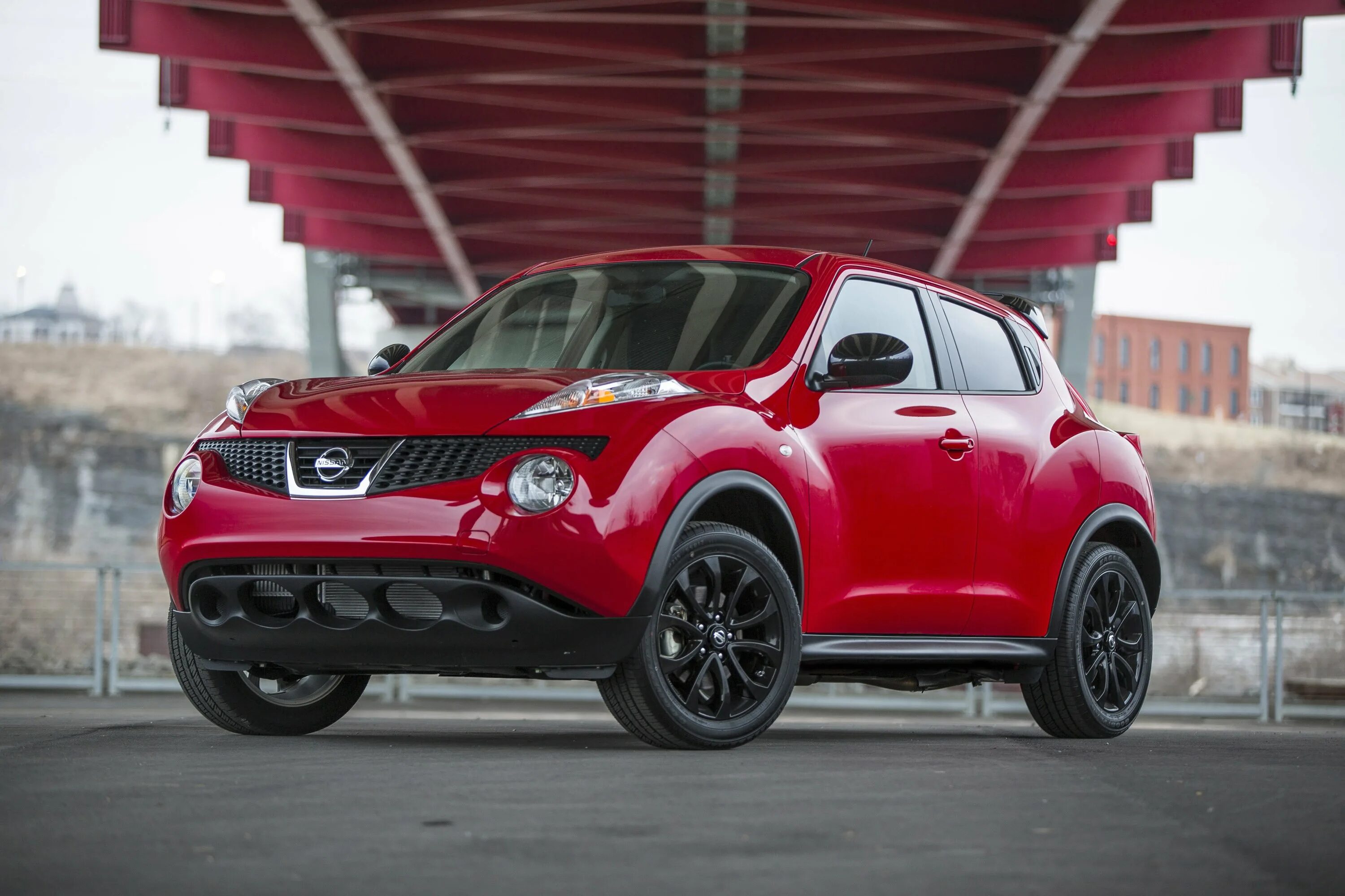 Nissan juke 2013. Ниссан джук 2011 красный. Машина ниссан джук. Nissan juke 1. Nissan judo.