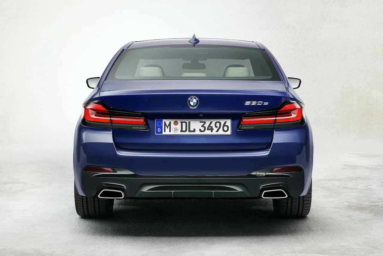 БМВ g30 2021. BMW 5 g30 Restyling. BMW 5 g30 2021. BMW g30 2020