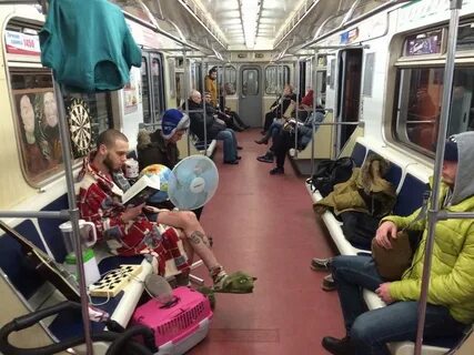 Приколы в метро