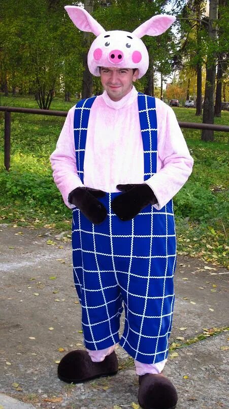 детский костюм поросенка. взрослый пятачок. винни пух и пятачок дисней. пятачок. винни пух и пятачок американский.