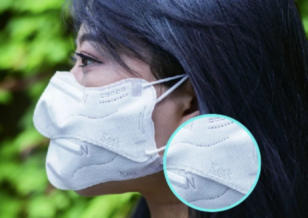Корейская защитная маска на нос. Девушка с маской на носу. Маска пленка для носа Корея.