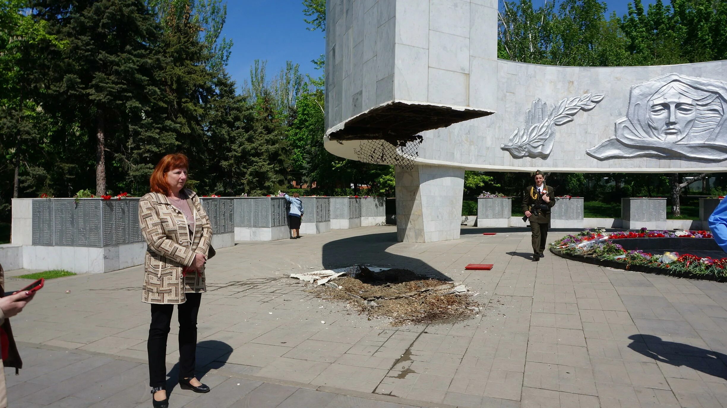 Пост номер 1 ростов на дону. Мемориал вечный огонь ростов-на-дону. вечный огонь ростова на дону. пост 1 ростов на дону на карла маркса. вечный огонь на карла маркса ростов на дону.