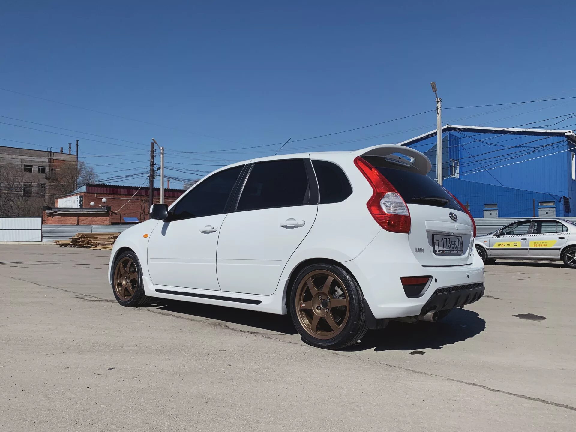 Калина 2 диски фото Новые диски Work XSA 02C Lada Калина 2 Спорт, 1,8 л, 2015 года колёсные диски