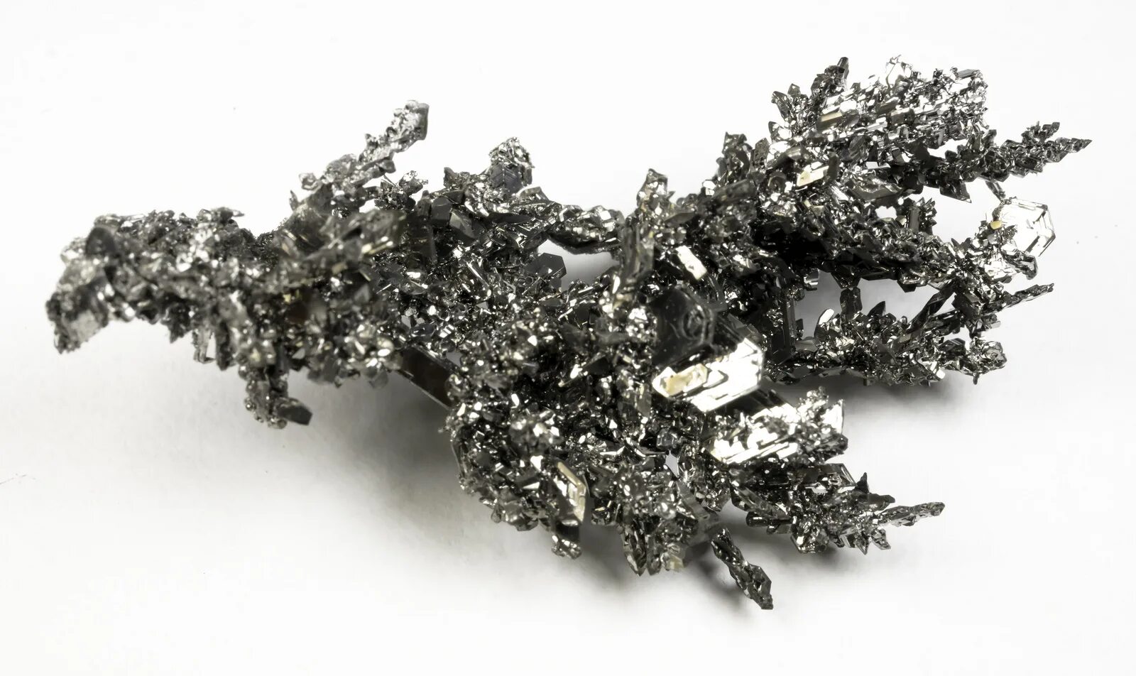 Серебро металл самородок. Как выглядит металлический. Свинец металл химический элемент. Как выглядит металлический. Астат химический элемент.