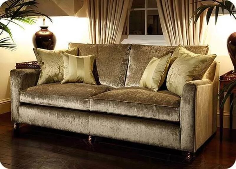 Лучший материал для дивана. Красивые диваны. Диван велюр. Велюровый диван. Диван из бархата.