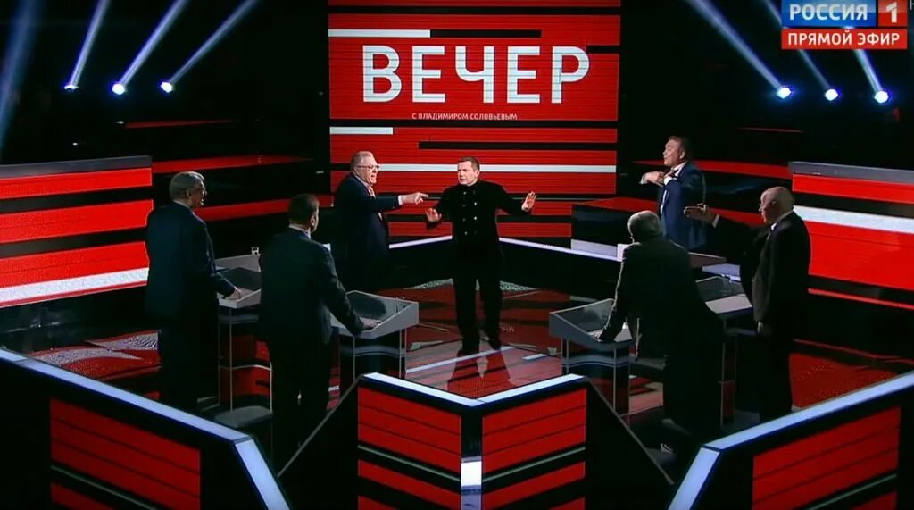 Телеведущий вечерний ургант. Передача вечерний ургант. Соловьев ток шоу. Ток шоу. Передачи и ток шоу.