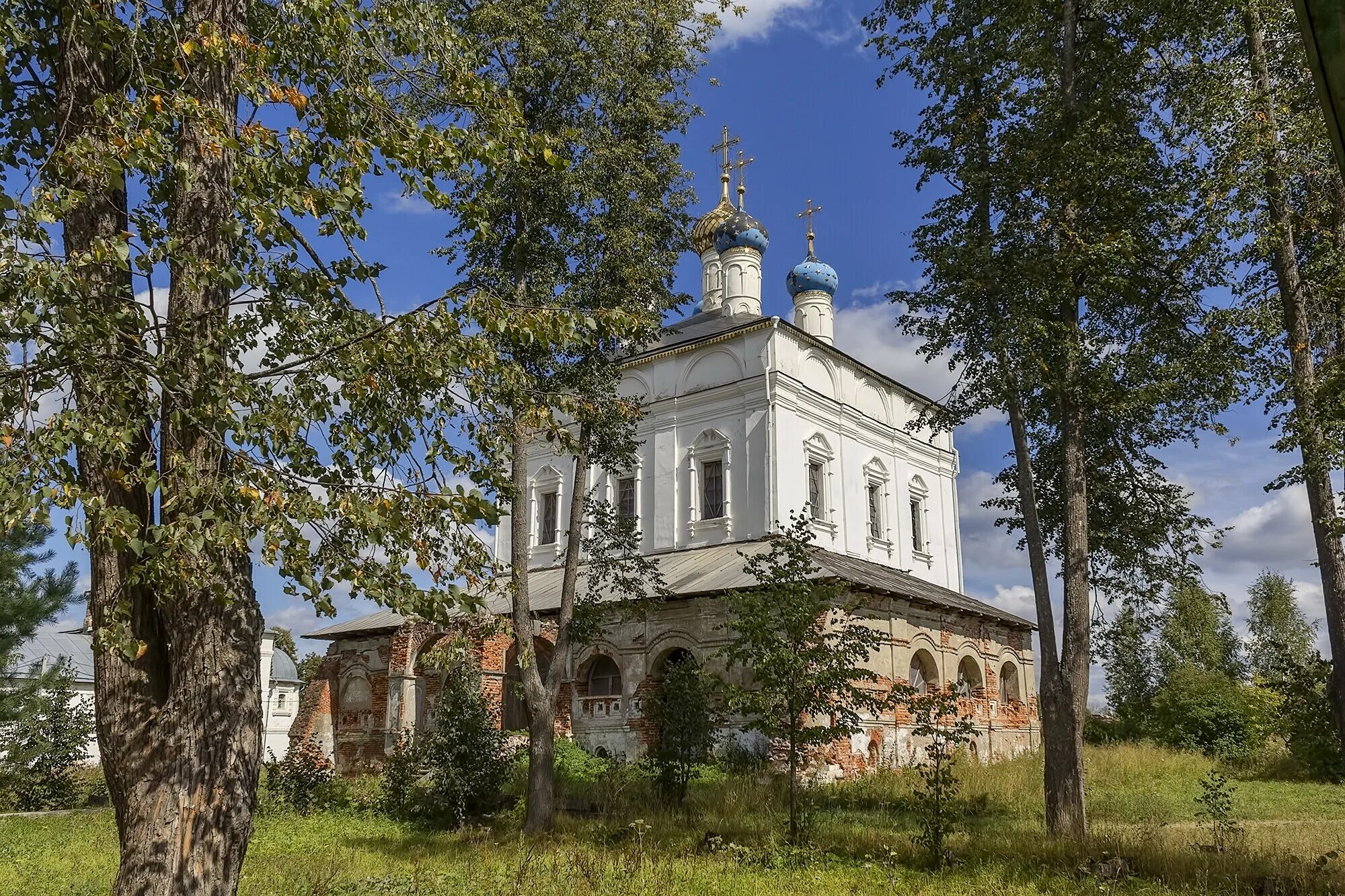 Лукианова пустынь монастырь. Лукианова пустынь. свято-лукианова пустынь. фото лукианова пустынь.