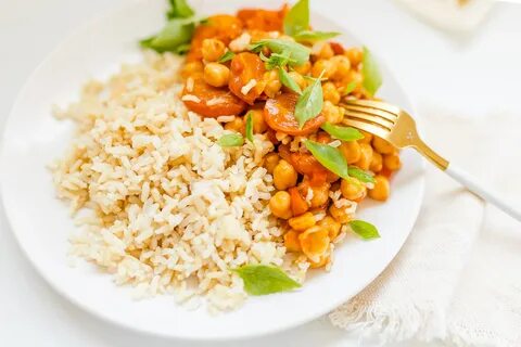 Плов с нутом и рисом