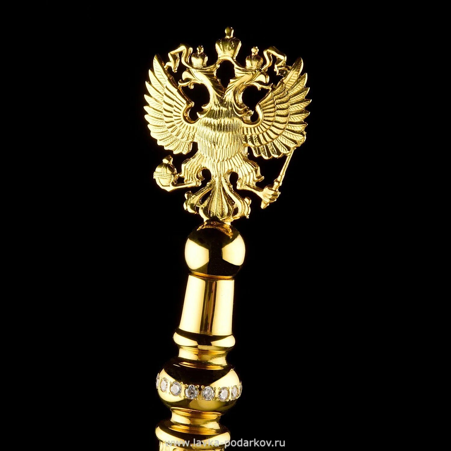 Что символизирует скипетр. Скипетр ярослава. скипетр подарочный. скипетр и держава арт. скипетр на черном фоне.