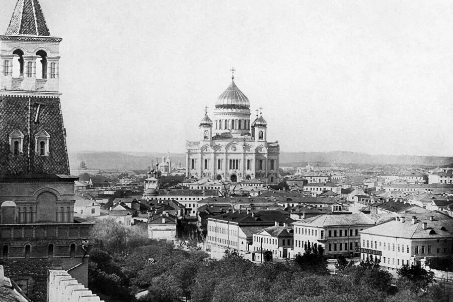 Храм, бассейн и снова храм. Фотоистория