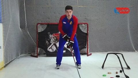 Ведение шайбы бомбардиром