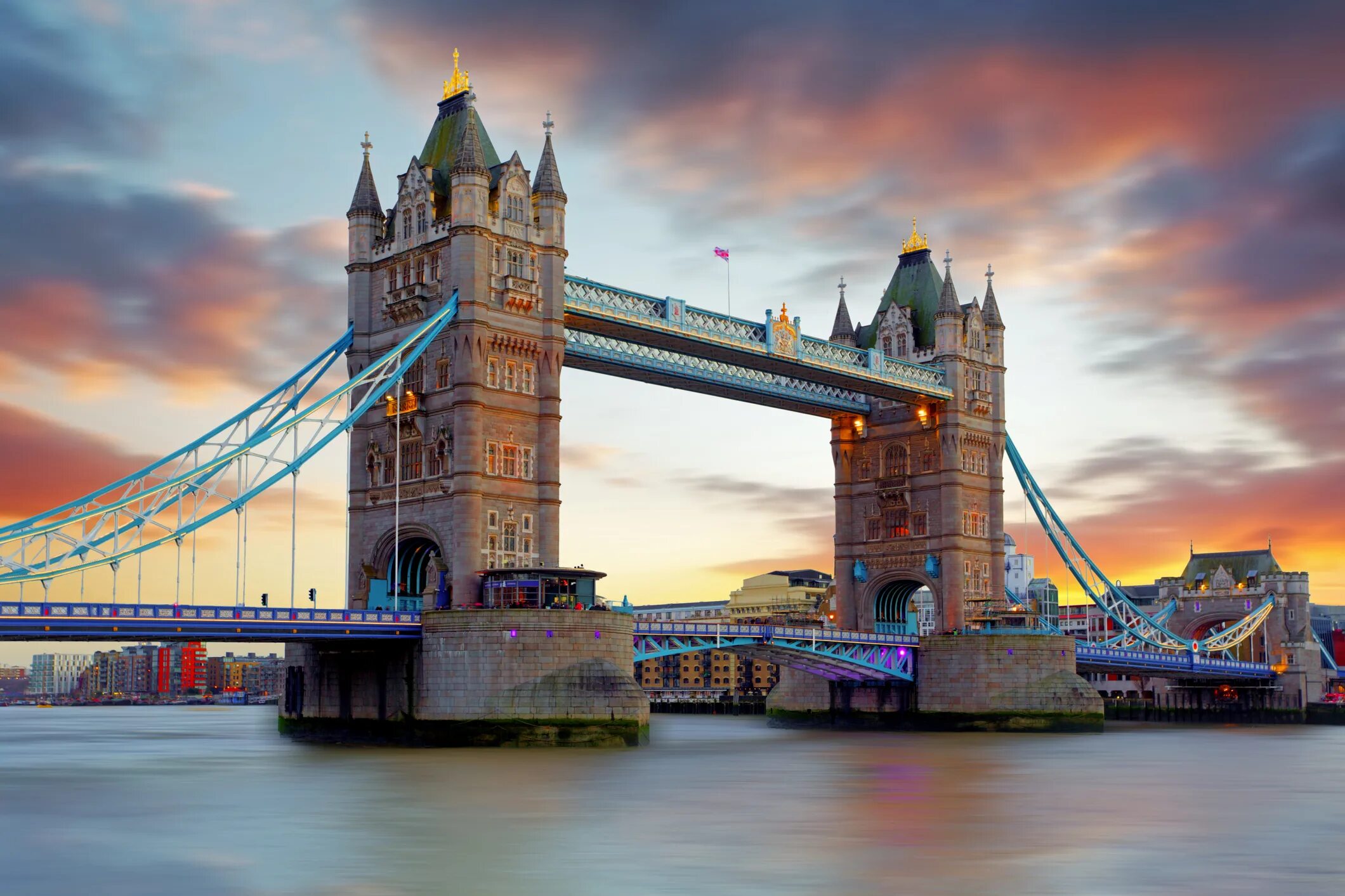 Включи london bridge. Тауэрский мост. Тауэр бридж в Лондоне. Биг-Бен , Тауэрский мост, Тауэр. Тауэрский мост достопримечательности Лондона.