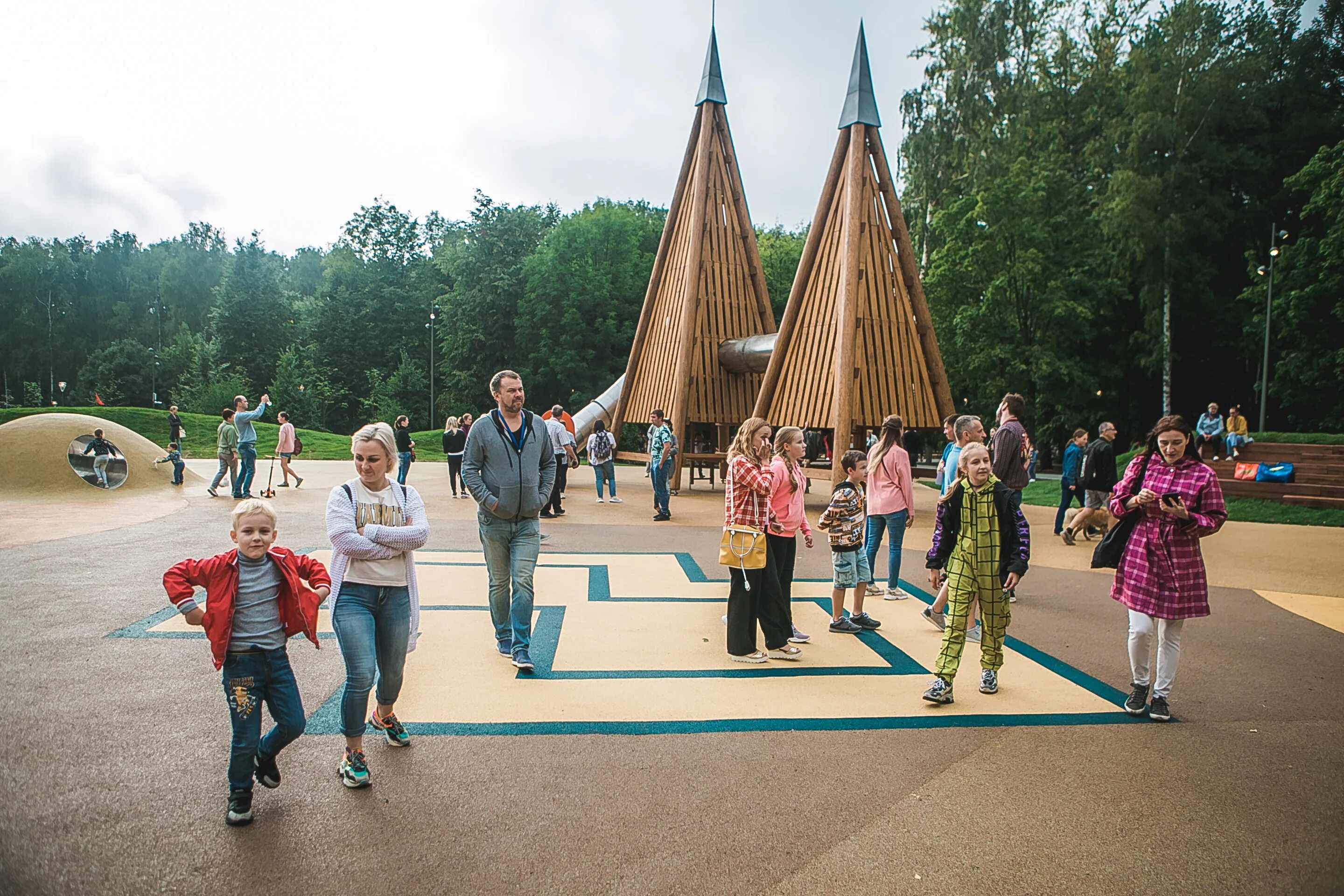 Детский центр парк Швейцария. Парк швейцария нижний новгород масленица 2024