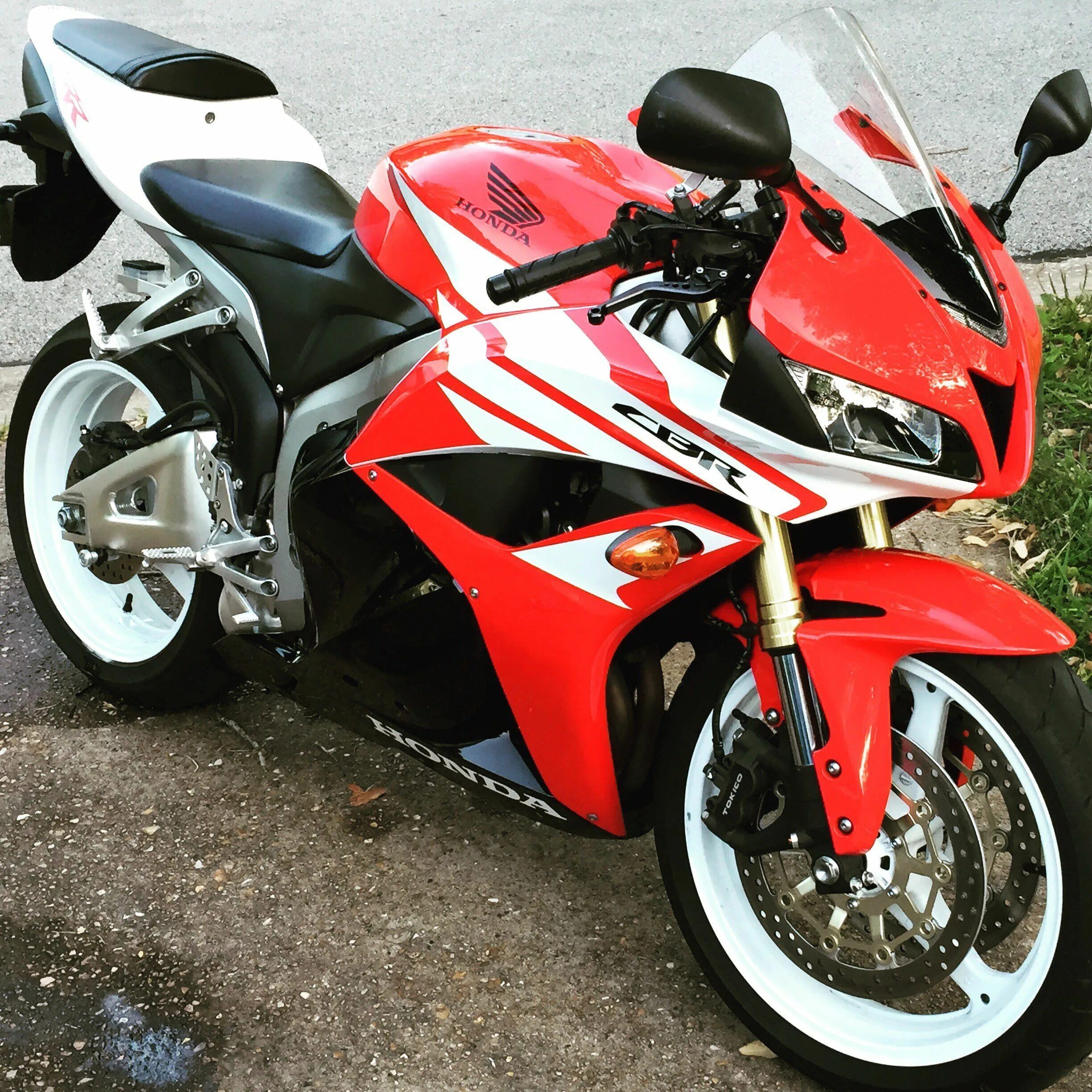 Байка 2012. Honda cbr600rr. honda 600rr 2012. honda cbr600rr 2012. honda cbr 2012.