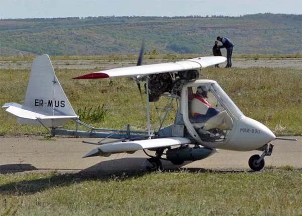 Лицей авиатика лобня. Авиатика-МАИ-890 самолёт. Авиатика 890. Авиатика-МАИ-890 биплан. МАИ Авиатика 890 Авиатика.