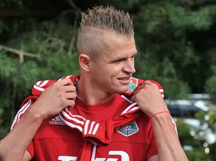 Футболисту дмитрию тарасову