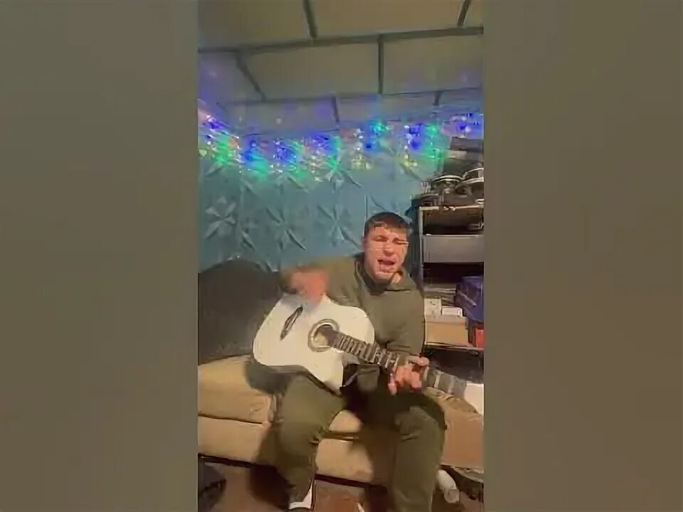 Я помню она клялась песня слушать. Al fakher нежная mp3 текст. Я помню она клялась песня слушать. Raikaho туман. Я помню она клялась песня слушать.