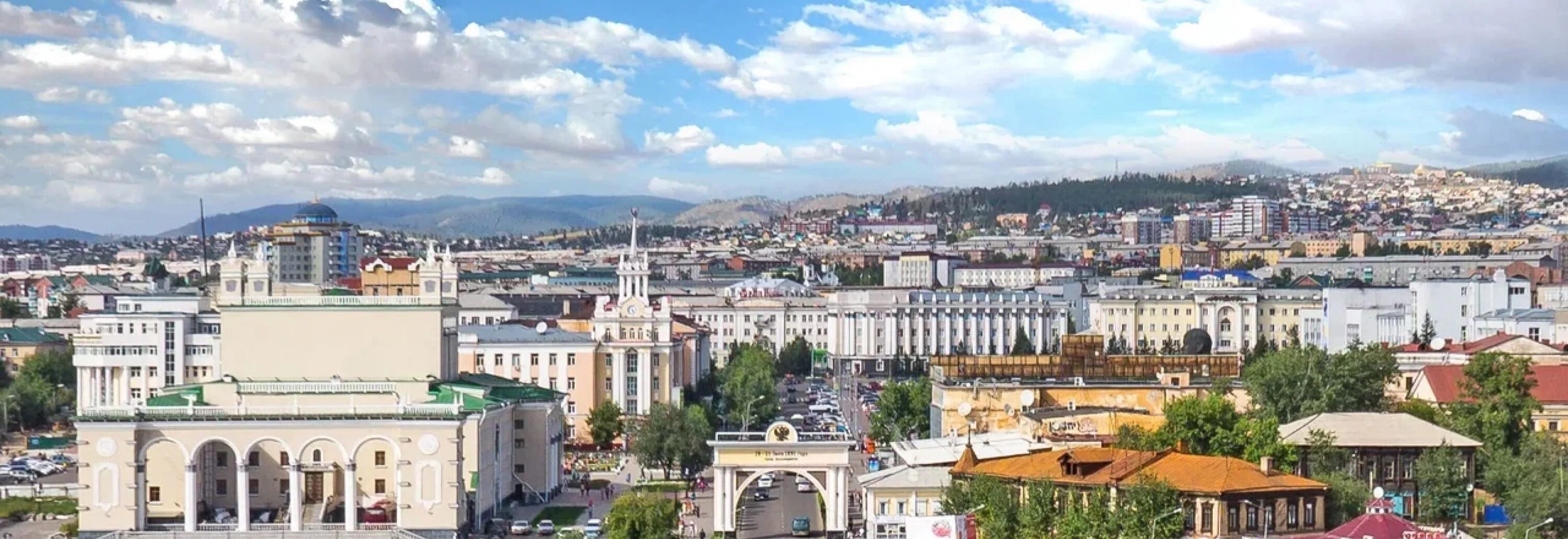 Столица бурятии улан-удэ. Улан-удэ площадь города. Поезд улан удэ улан батор. Улан-удэ площадь города. Улан удэ постройки.