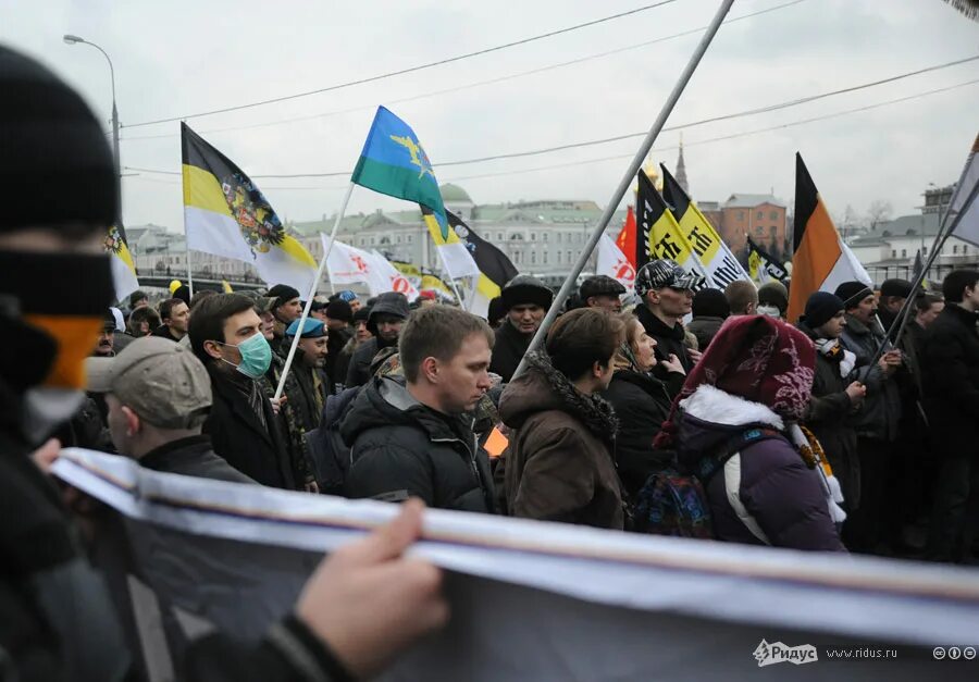 8 декабря 2011. Болотная площадь митинг националистов. Националисты на Болотной площади. Болотная площадь русский марш. Навальный Болотная площадь.