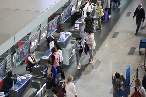 Не выпустили в аэропорту