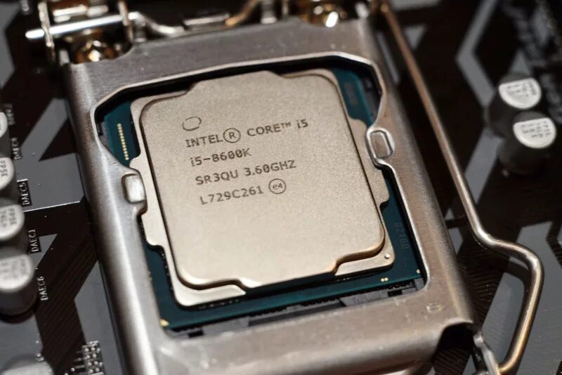 Процессор core i5 8600k. I5 8600k. intel core i5-8600k. intel core i5-8600k lga1151 v2, 6 x 3600 мгц. core 8600.
