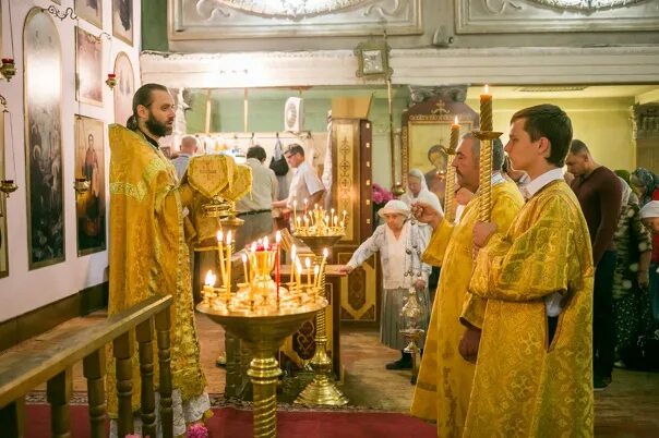 Ступино храм всех святых. Церковь всех святых ступино. ступино храм всех святых престольный. храм всех святых ступино священники. ступино храм всех святых изнутри.