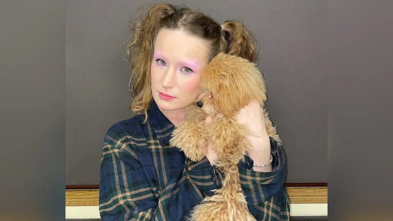 Монеточка певица. Монеточка 2024. Монеточка feet. Монеточка певица. Елизавета гырдымова монеточка.