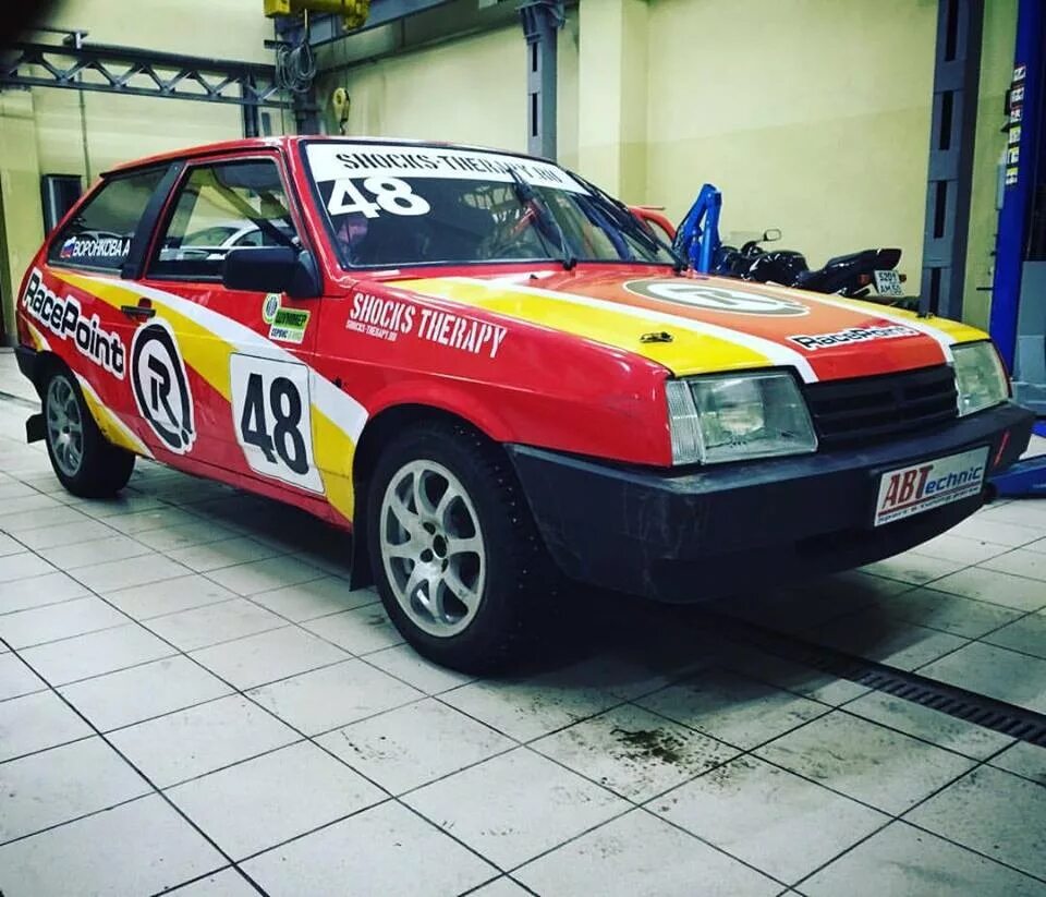 Ваз 2108 желтая. Ваз 2108 стрит. Ваз 2108 race. Ваз 2108 спортивная. Ваз 2108 спорт.