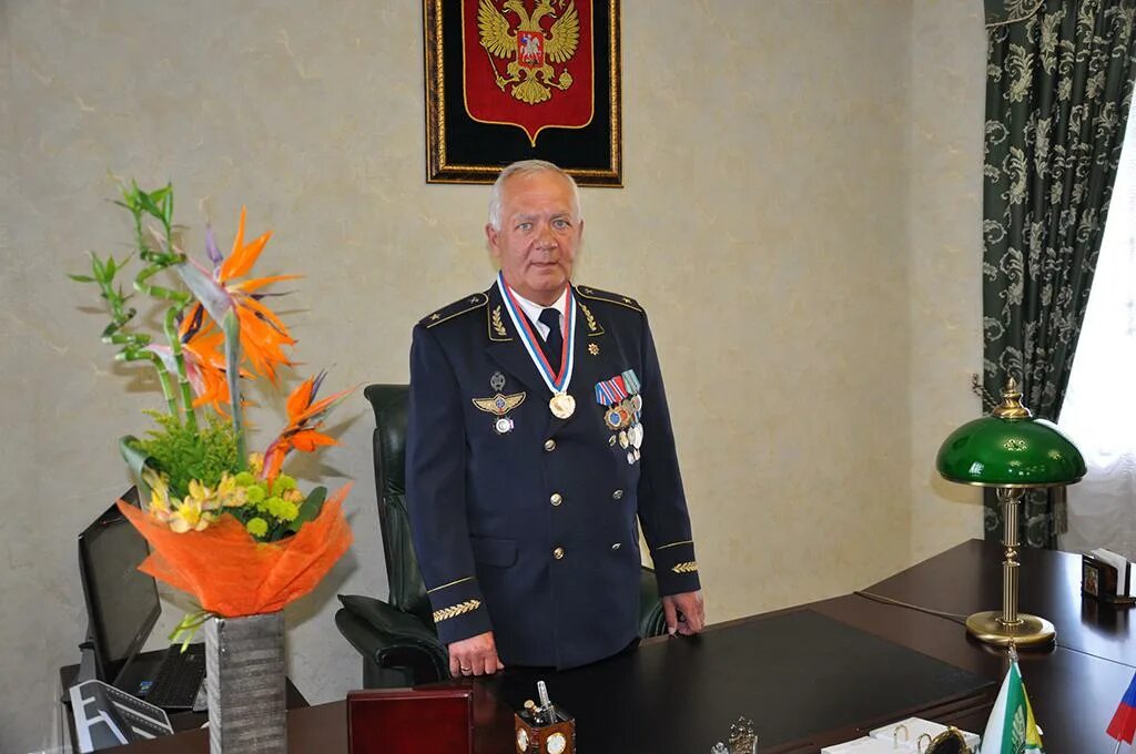 Знак спортивная доблесть кузбасса. Доблесть кузбасса. Трудовая доблесть кузбасса. Доблесть кузбасса. Присвоение городу новокузнецку звания трудовой доблести.