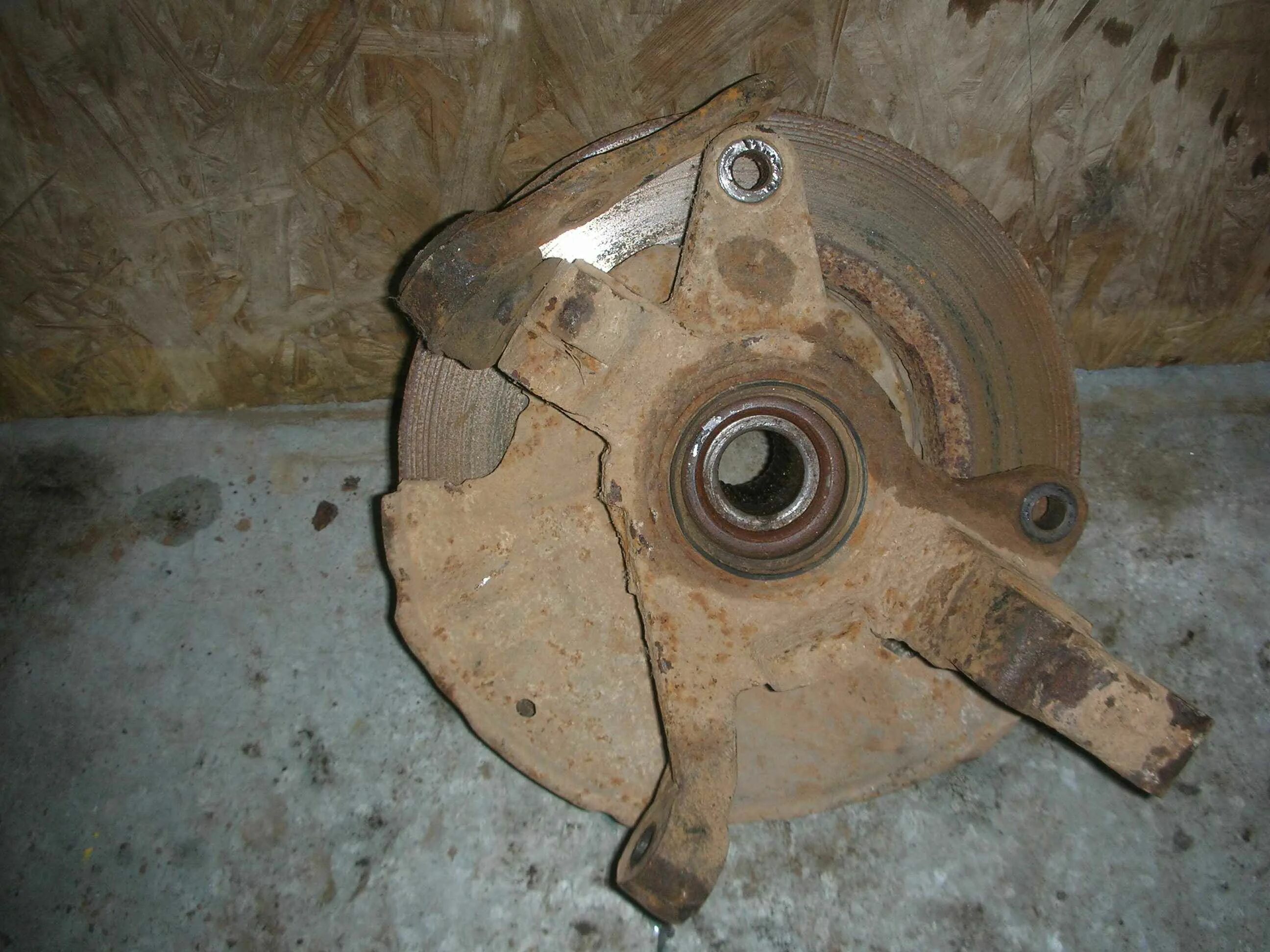 поворотный кулак левый для квадроцикла tiger max 300. Toyota corolla e120 передняя ступица. поворотный кулак в сборе со ступицей. Toyota corolla e120 передняя ступица. поворотный кулак ока в сборе со ступицей.