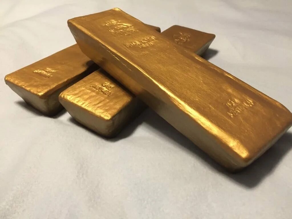 Титановый слиток grs3. Скандий металл слиток. Gold dore bars. Индий элемент. Адамантий слиток.